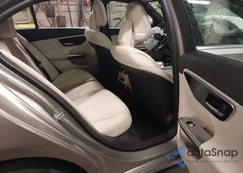 2023 Mercedes-Benz C 300 Sedan из США, поврежденный, VIN W1KAF4GB5PR095877